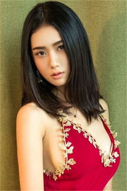 荡淫白领女-被父子俩轮流玩我多次_魅性9课