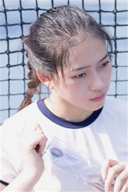 疯狂的干-被门卫老头轮流进入_魅性9课