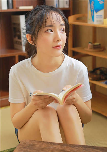 5肉细污gl-女主是御姐的小说_魅性9课