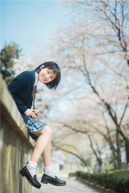 让我下面湿的污文章-我与岳的性真实故事_魅性9课