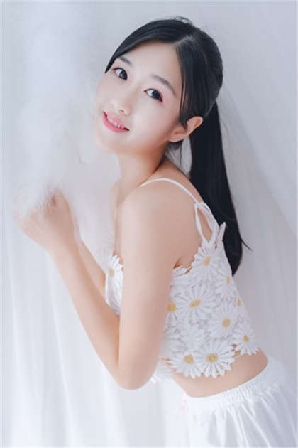 黄肉文章-扯下她的肚兜吸吮乳计_魅性9课