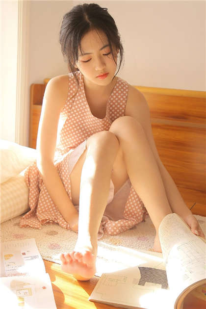 第一章厨房征服杨玉婷-揉捏她的柔软_魅性9课