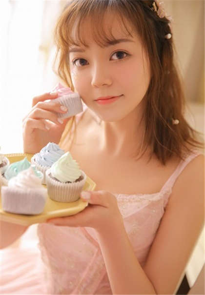 男女下面进入的小说-要细节小说多男同时插一个女人8P_魅性9课