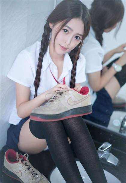 嗯啊好深好爽-闺蜜四个人交换老公_魅性9课