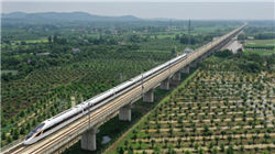 全球十大冰川旅游地，有可以露营的巴尔托洛冰川