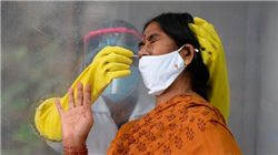 世界十大最著名宝剑，圣马丁弧形军刀代表荣誉