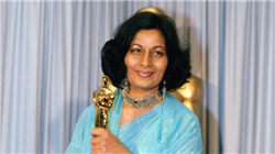 全球十大美女机器人，佳佳又美又能干(宅男必备)