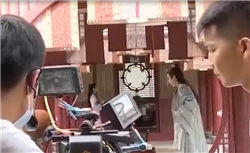 世界上最大规模羌姆舞，由果洛州459人创造